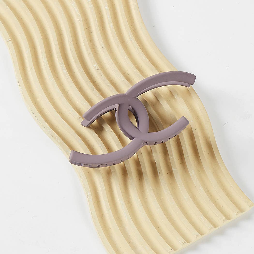 Double C Solid Color Hair Claw