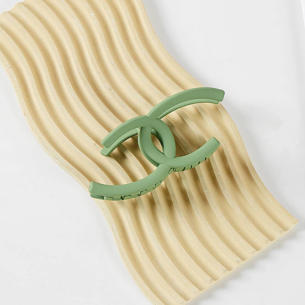 Double C Solid Color Hair Claw