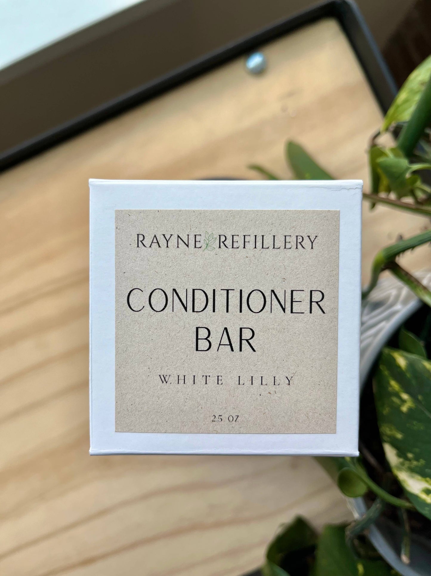Solid Conditioner Bar - White Lily