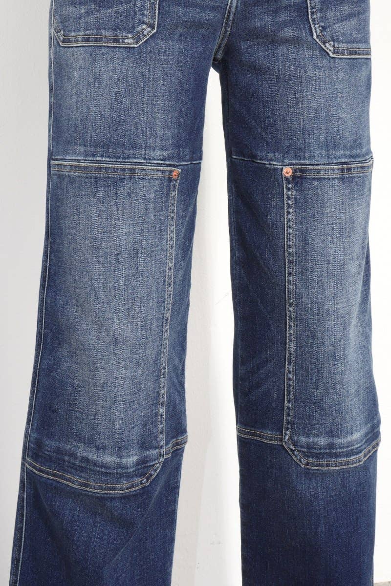 Relaxed Wide Leg Jeans