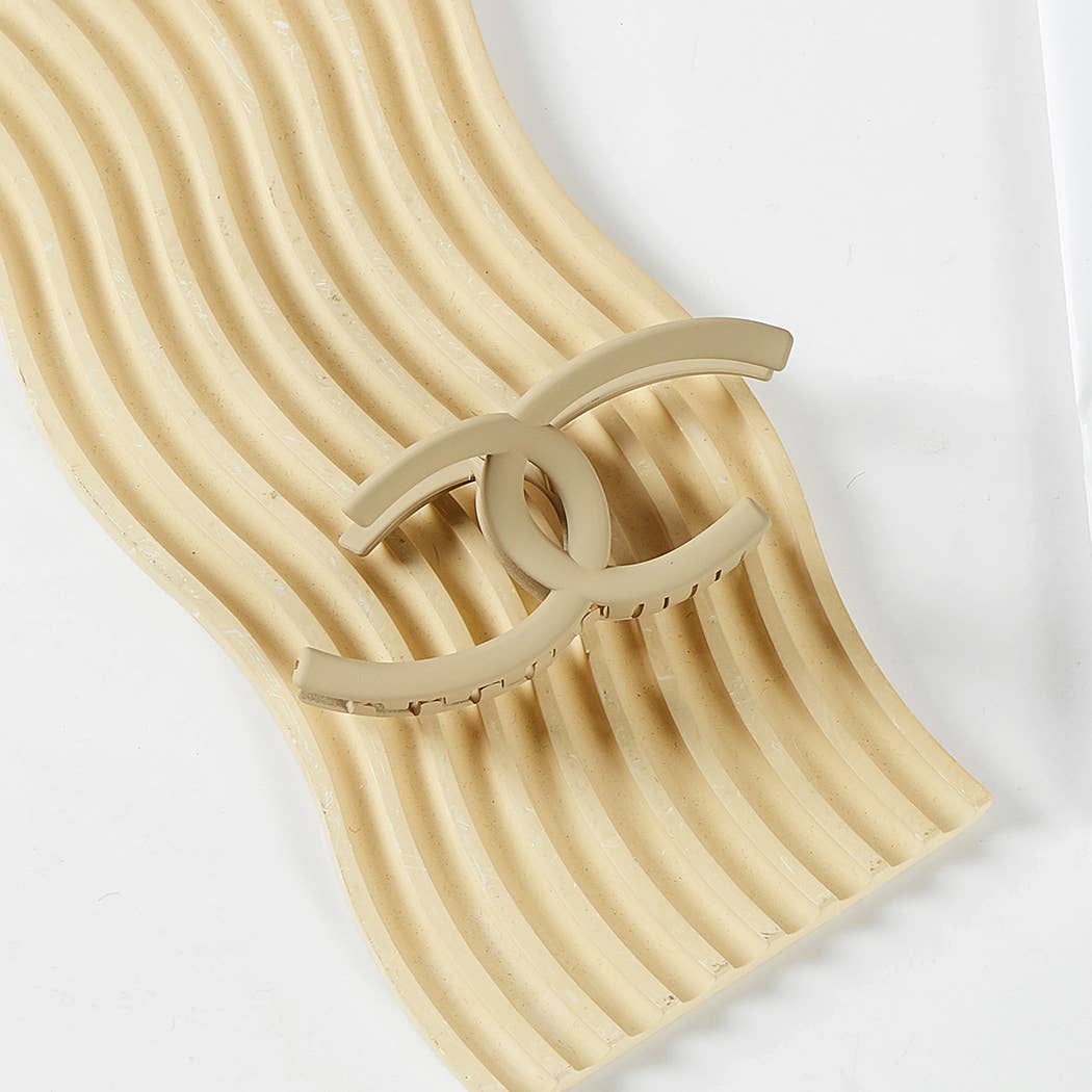 Double C Solid Color Hair Claw