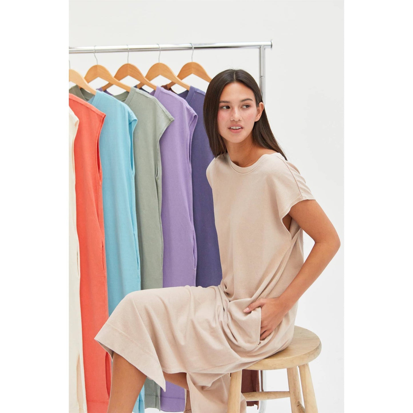 Casual Sleeveless Midi Dress With Pockets