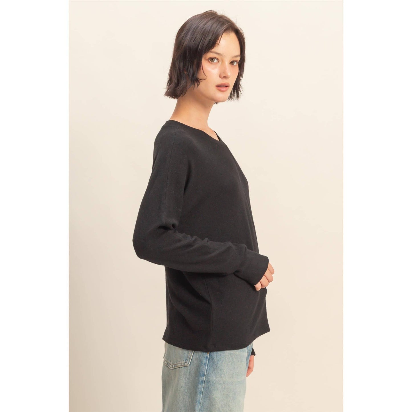Long Sleeve Top w/center seam - Black