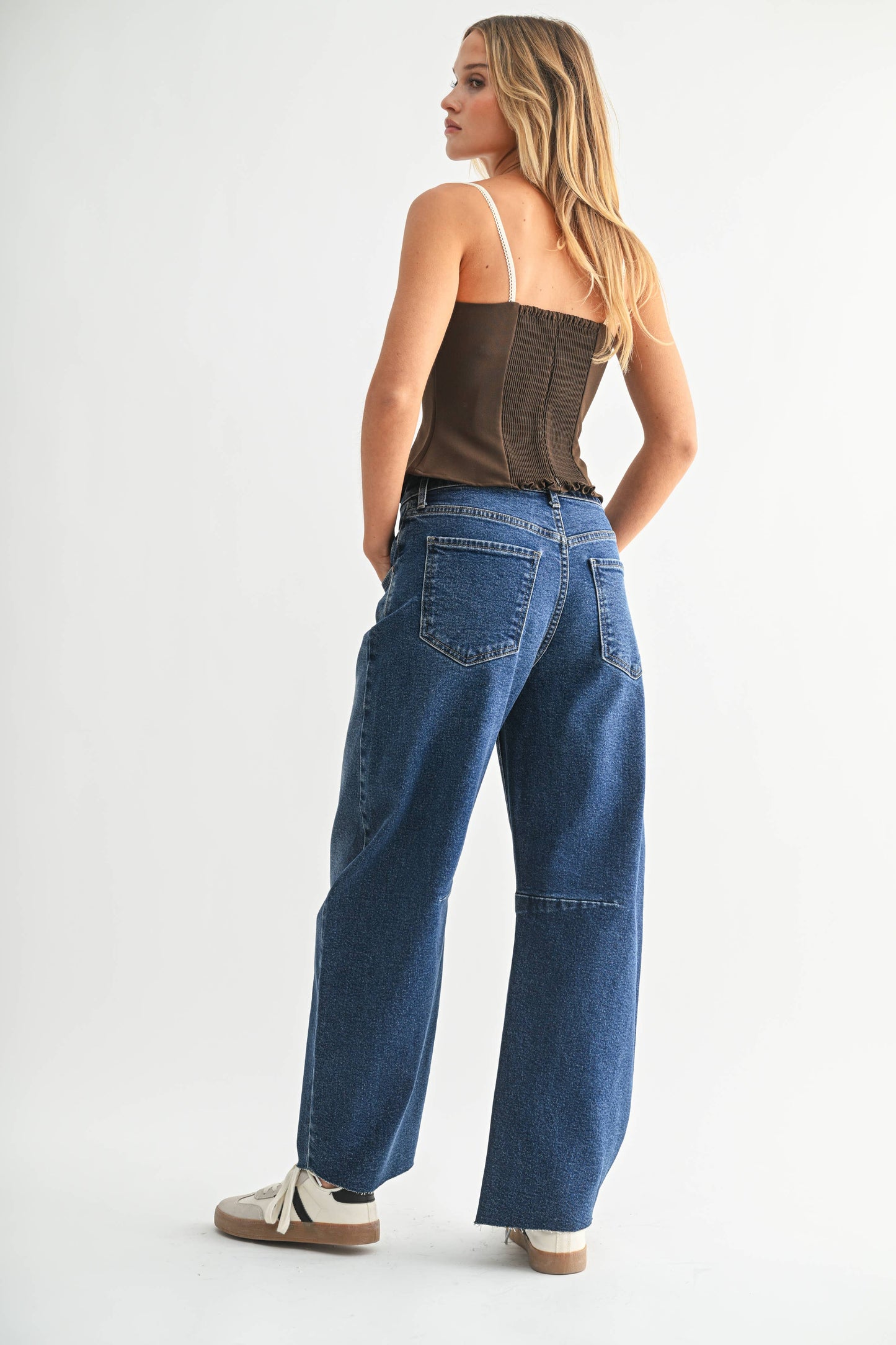 Barrel Jean w/ Seams
