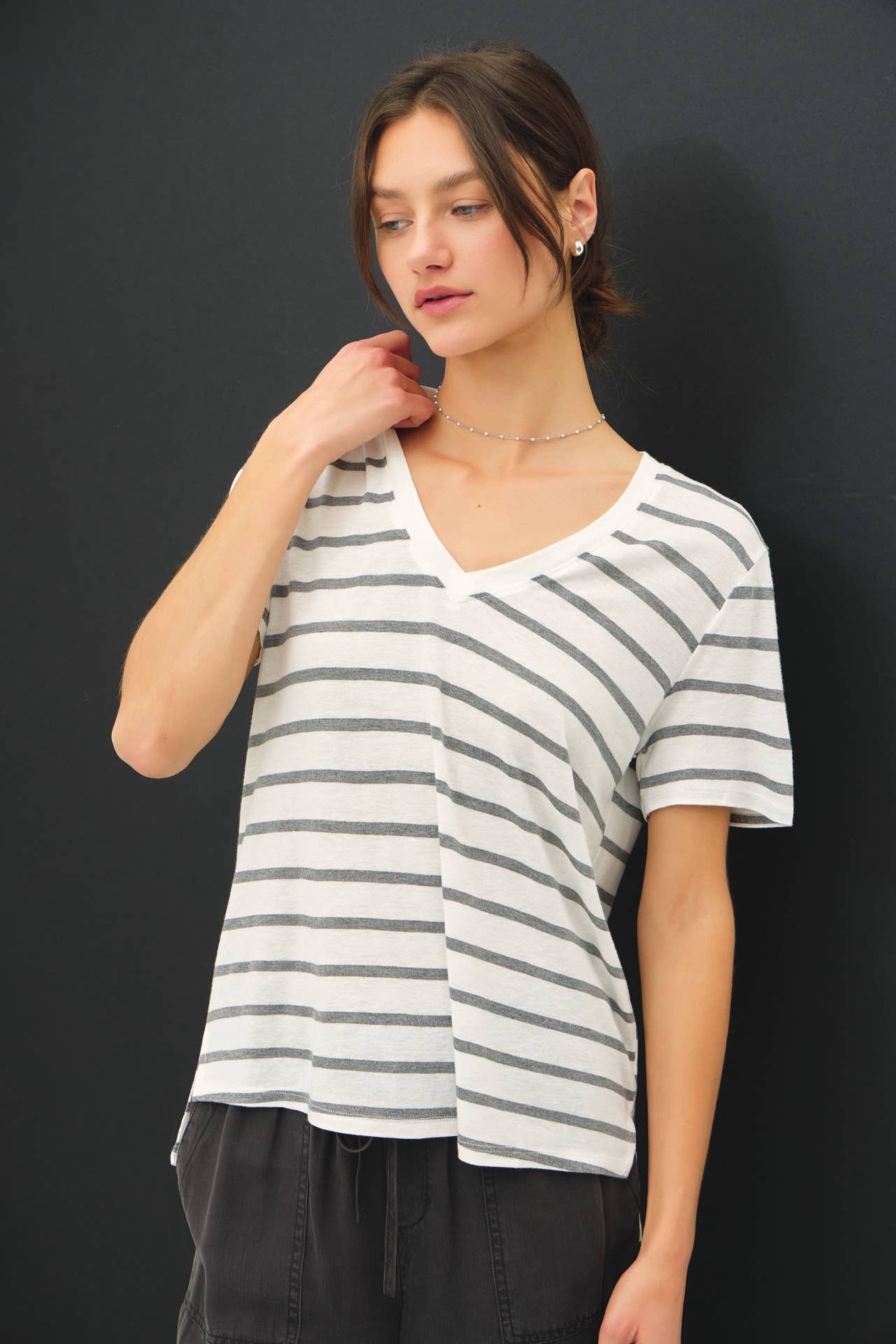 Short Sleeve V-Neck t-Shirt,Relaxed Fit -Heather Gray