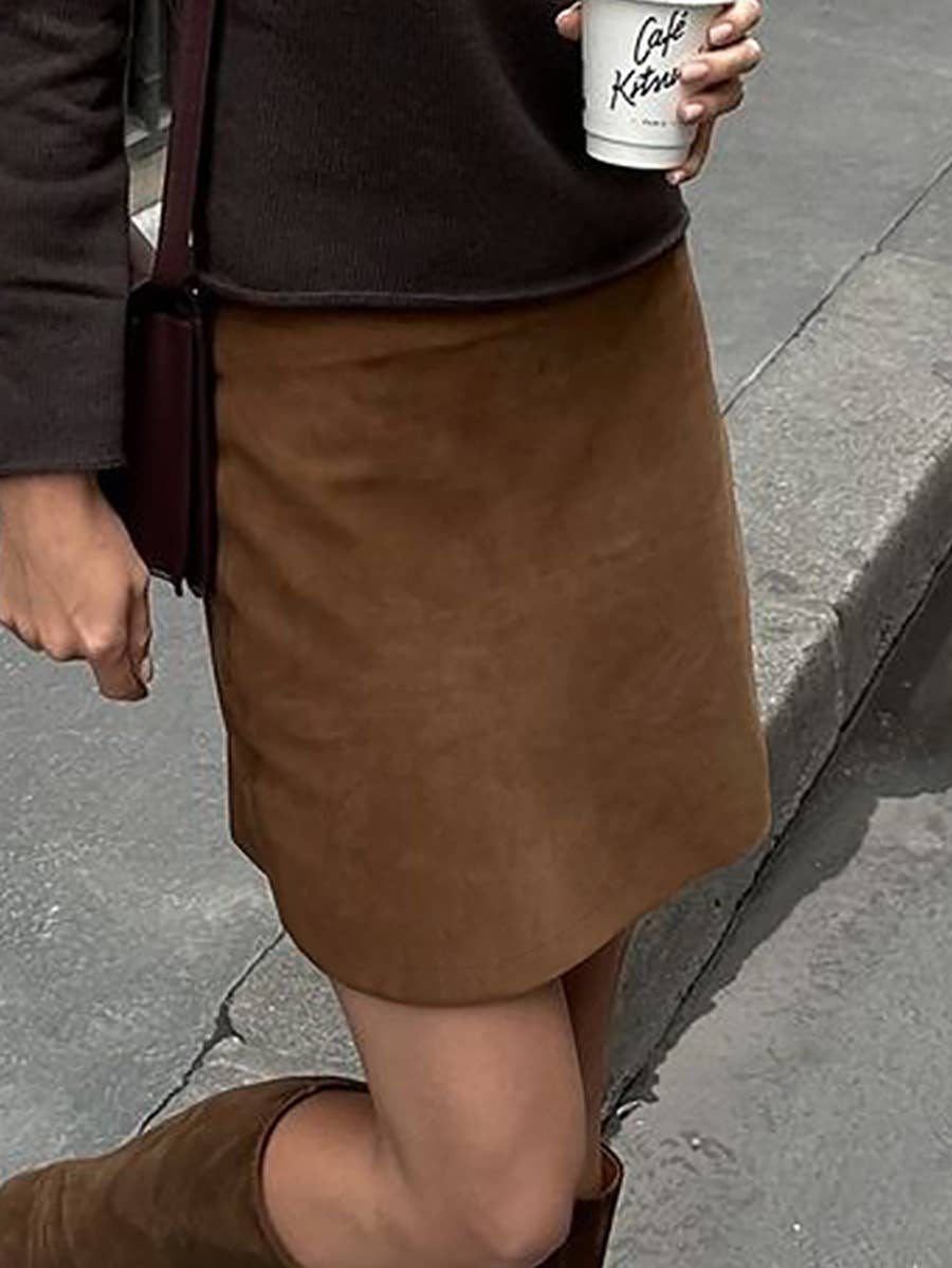 Retro suede high-waisted, short straight skirt