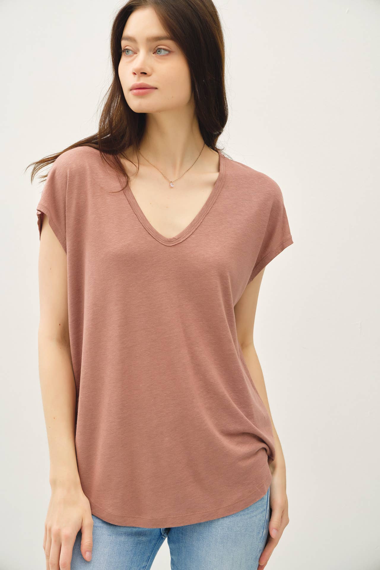 V-Neck Linen Tee - Clay Willoughby