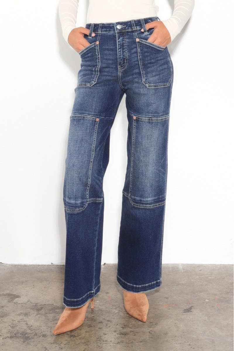 Relaxed Wide Leg Jeans