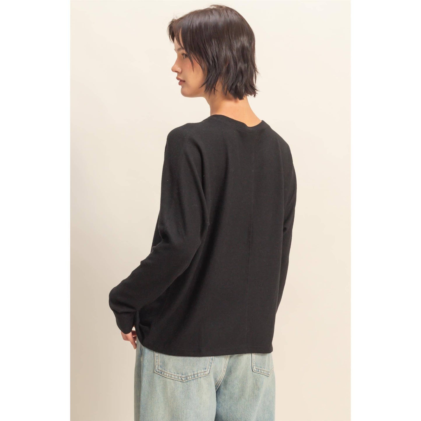 Long Sleeve Top w/center seam - Black