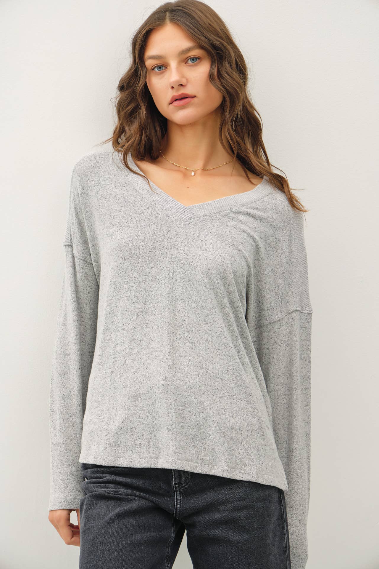 Light Weight V-Neck Sweater