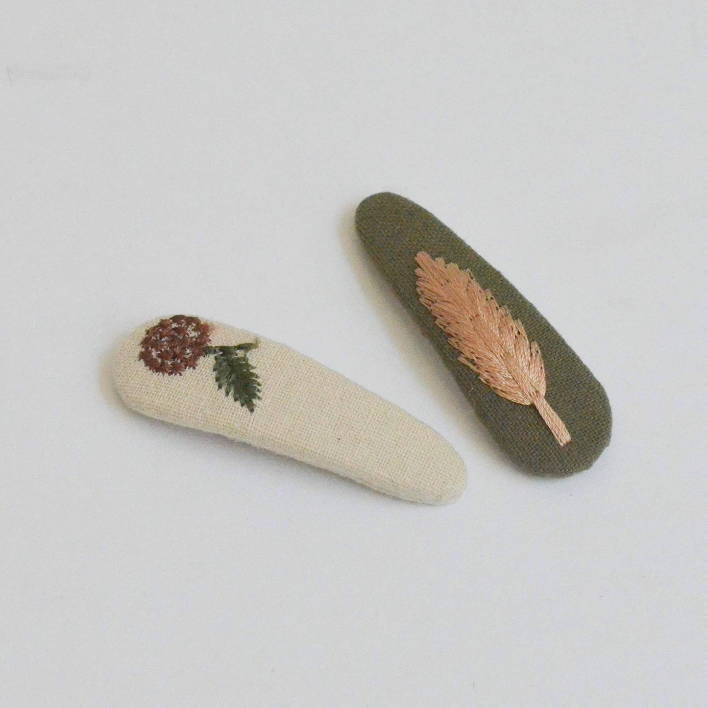 Triangle Embroidered Floral Snap Hair Clips | Olive & Beige