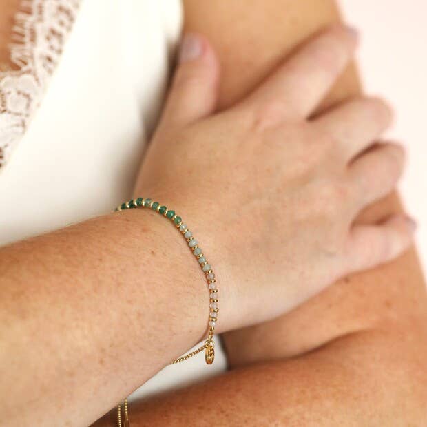 Green Adjustable Ombre Stone Bracelet