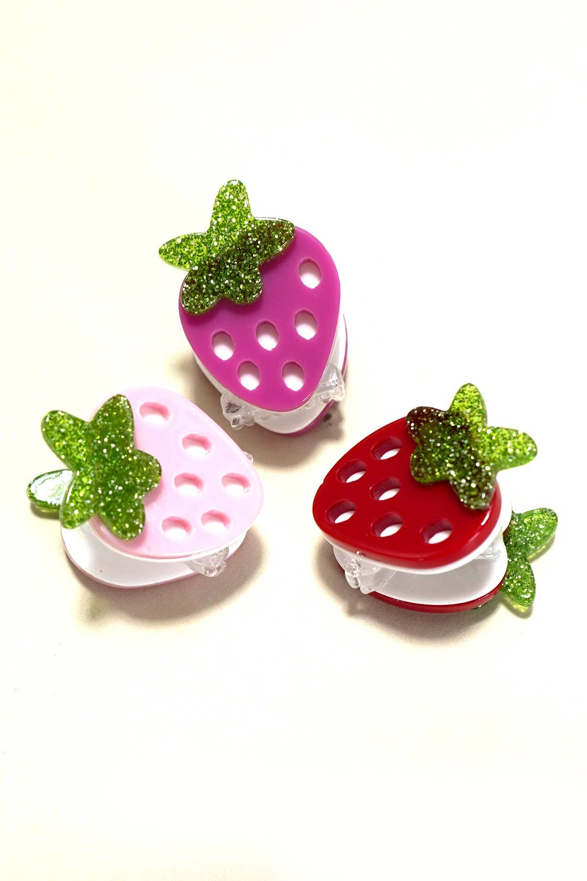 MINI STRAWBERRY HAIR CLAW CLIPS