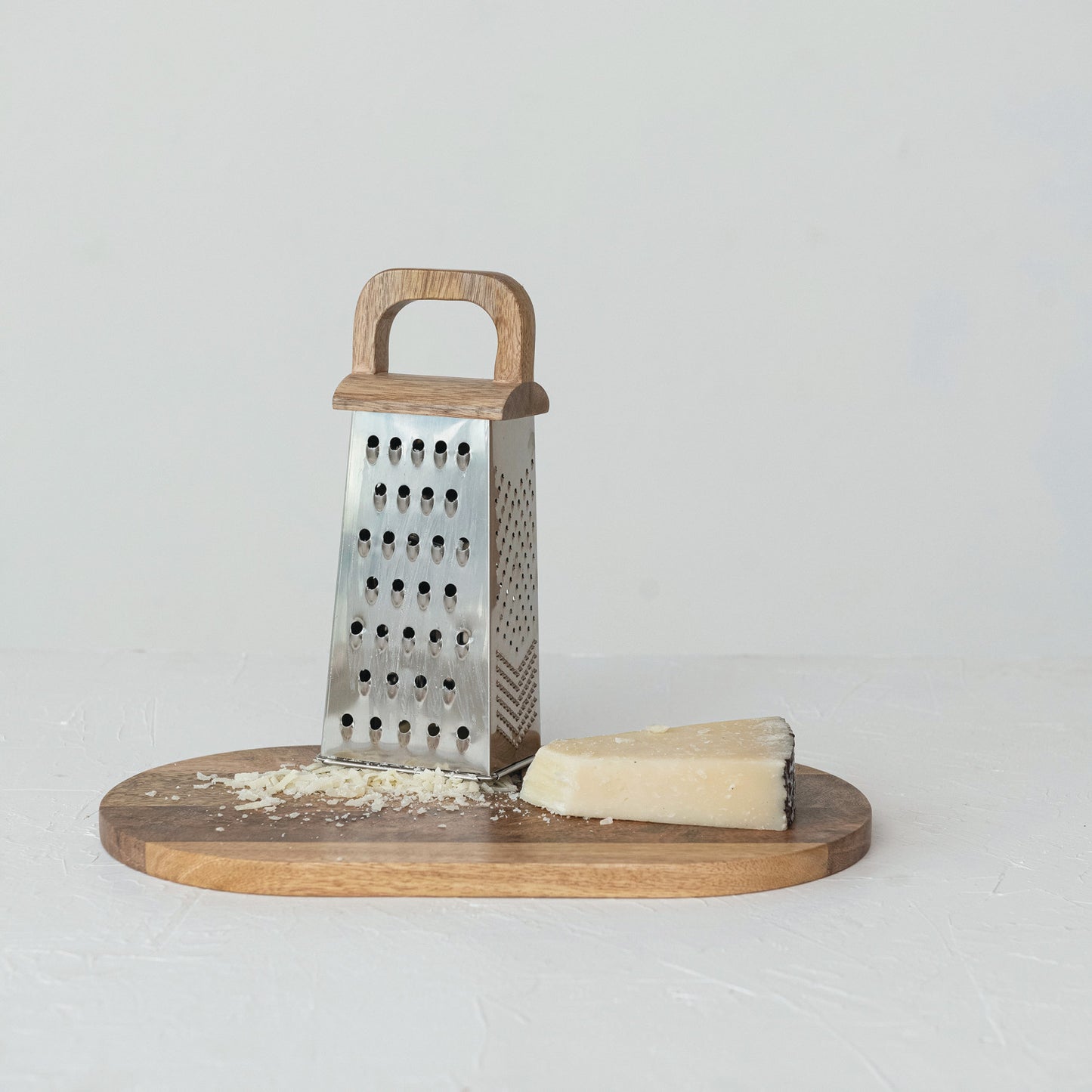 4 Sided Grater w/ Mango Wood Handle & Mango Wood Serving Board