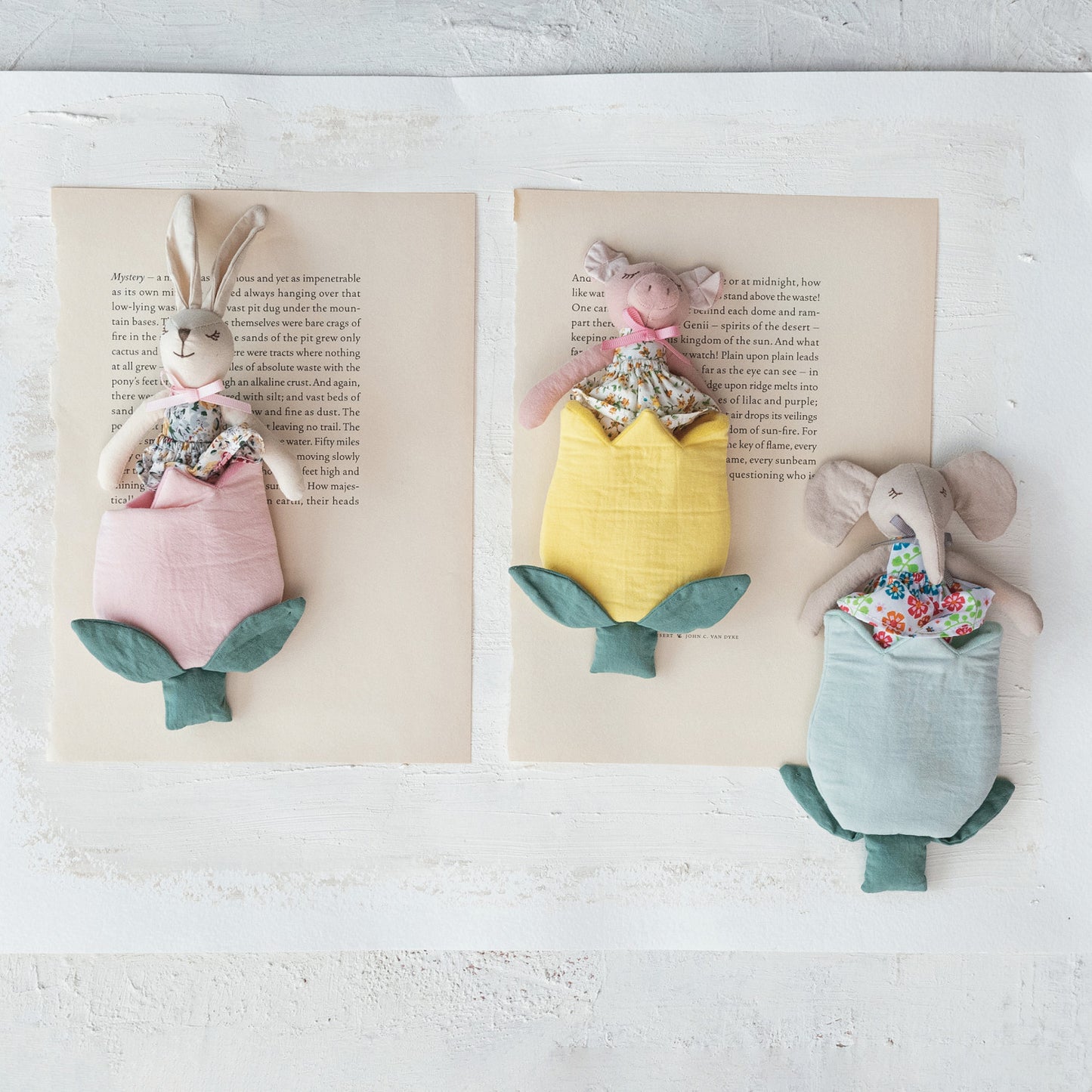 Plush Animal w/ Flower Shaped Pocket - 3 Styles