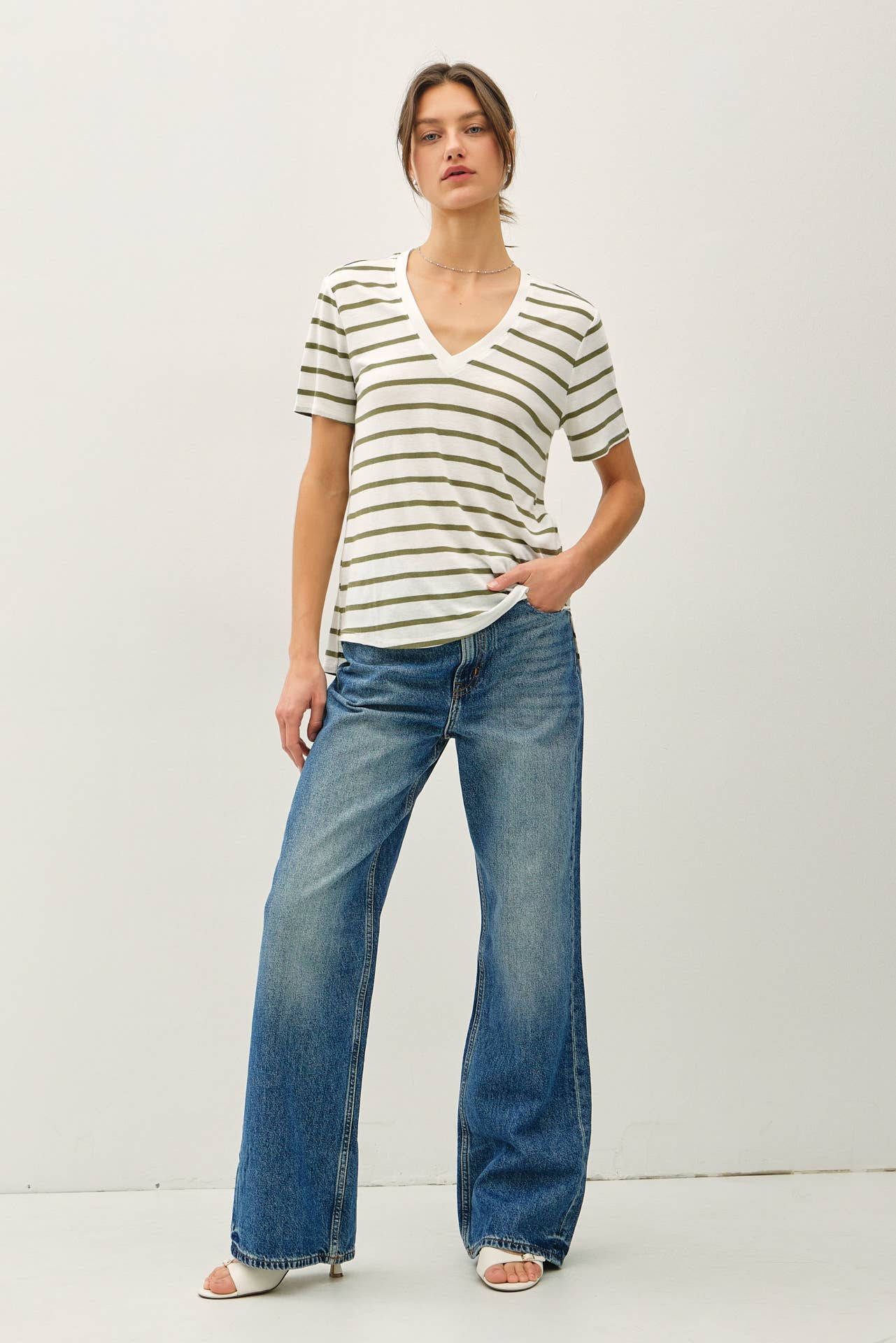 Short Sleeve V-Neck t-Shirt,Relaxed Fit -Heather Gray