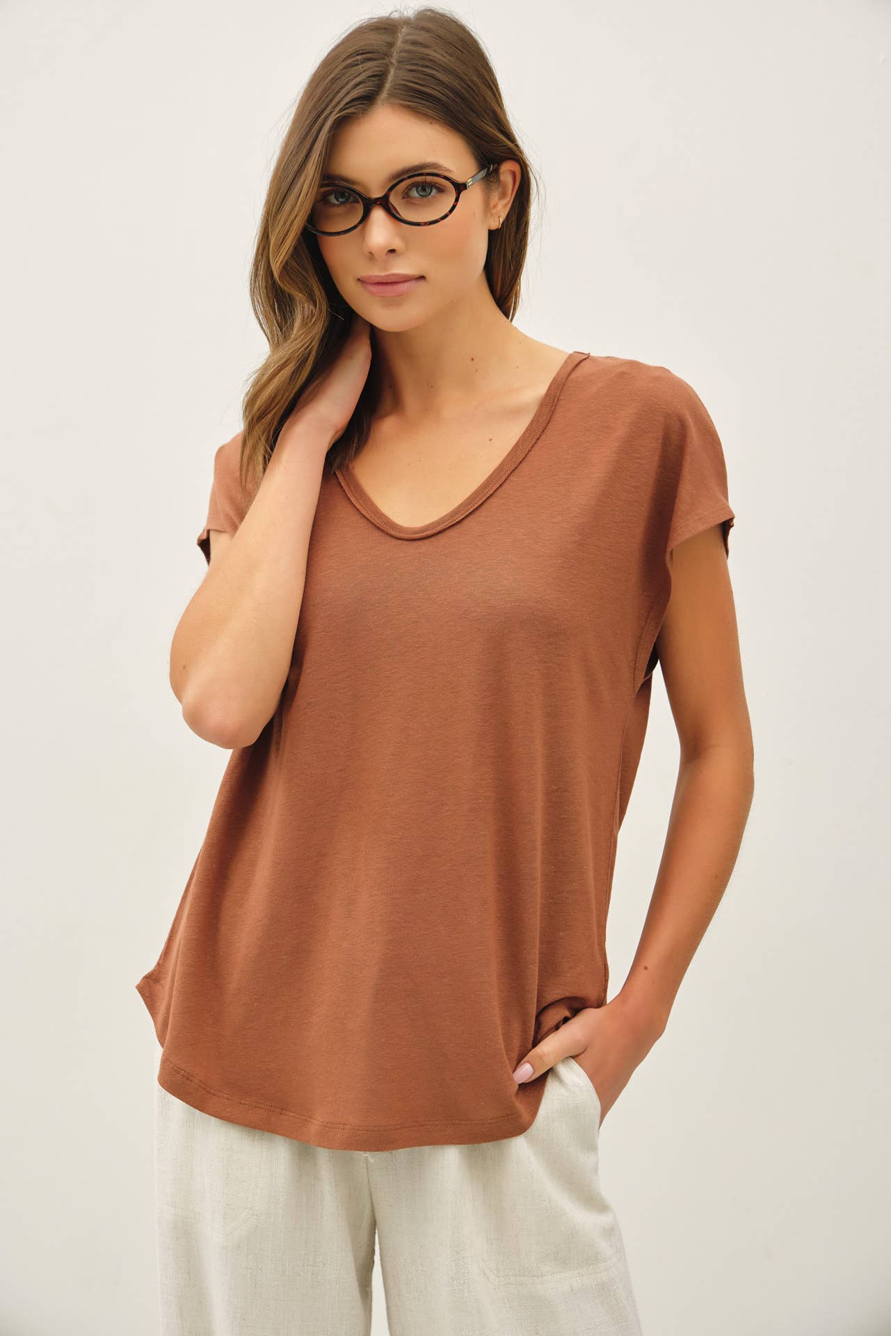 V-Neck Linen Tee - Clay Willoughby